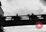 Immagine di Cavalleria tedesca entrando in Passau Austria Austria, 1938, secondo 15 filmato di repertorio 65675041764