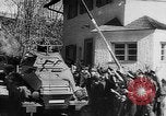 Immagine di Cavalleria tedesca entrando in Passau Austria Austria, 1938, secondo 24 filmato di repertorio 65675041764