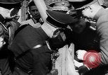 Immagine di Cavalleria tedesca entrando in Passau Austria Austria, 1938, secondo 30 filmato di repertorio 65675041764