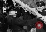Immagine di Cavalleria tedesca entrando in Passau Austria Austria, 1938, secondo 33 filmato di repertorio 65675041764