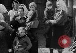 Immagine di Cavalleria tedesca entrando in Passau Austria Austria, 1938, secondo 55 filmato di repertorio 65675041764