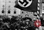 Immagine di Cavalleria tedesca entrando in Passau Austria Austria, 1938, secondo 62 filmato di repertorio 65675041764