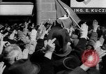 Immagine di Truppe tedesche entrando in Graz durante il Anschluss Austria, 1938, secondo 20 filmato di repertorio 65675041765
