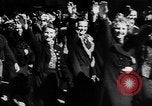 Image Les citoyens de célébrer l'annexion de l'Autriche par l'Allemagne Villach en Autriche, 1938, de la seconde 12 séquences d'archives historiques vidéo 65675041766