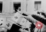 Image Les citoyens de célébrer l'annexion de l'Autriche par l'Allemagne Villach en Autriche, 1938, de la seconde 36 séquences d'archives historiques vidéo 65675041766