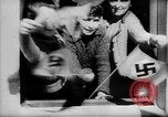 Image Les citoyens de célébrer l'annexion de l'Autriche par l'Allemagne Villach en Autriche, 1938, de la seconde 49 séquences d'archives historiques vidéo 65675041766