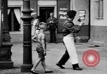 Standbild Brandenburger Tor Berlin Deutschland, 1932, aus Sekunde 38 historischem Filmmaterial Videoclip 65675041771