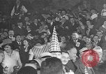 Immagine di Chorus line performance di danza Berlino Germania, 1932, secondo 9 filmato di repertorio 65675041779