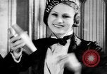 Immagine di Chorus line performance di danza Berlino Germania, 1932, secondo 36 filmato di repertorio 65675041779