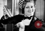 Immagine di Chorus line performance di danza Berlino Germania, 1932, secondo 37 filmato di repertorio 65675041779