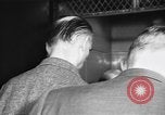 Immagine di Spy sovietico Emil Goldfus Robert Brooklyn New York City USA, 1957, secondo 12 filmato di repertorio 65675041781