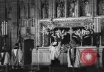 Standbild Reverend Roelif Brooks New York City USA, 1941, aus Sekunde 16 historischem Filmmaterial Videoclip 65675041787