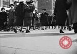 Immagine di Fifth Avenue New York City USA, 1950, secondo 47 filmato di repertorio 65675041792