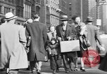 Immagine di Fifth Avenue New York City USA, 1950, secondo 55 filmato di repertorio 65675041792