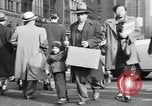 Immagine di Fifth Avenue New York City USA, 1950, secondo 56 filmato di repertorio 65675041792