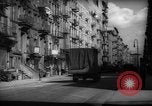 Standbild Tenement Bereich New York City USA, 1937, aus Sekunde 37 historischem Filmmaterial Videoclip 65675041801