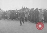 Immagine di Il giorno dell'Armistizio celebrazione Parigi Francia, 1918, secondo 3 filmato di repertorio 65675041812