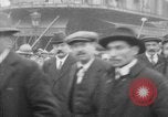 Immagine di Il giorno dell'Armistizio celebrazione Parigi Francia, 1918, secondo 51 filmato di repertorio 65675041812