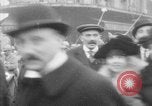 Immagine di Il giorno dell'Armistizio celebrazione Parigi Francia, 1918, secondo 52 filmato di repertorio 65675041812