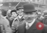 Immagine di Il giorno dell'Armistizio celebrazione Parigi Francia, 1918, secondo 54 filmato di repertorio 65675041812