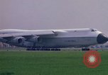 Standbild Paris Air Show Paris Frankreich, 1971, aus Sekunde 26 historischem Filmmaterial Videoclip 65675041823