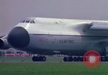Standbild Paris Air Show Paris Frankreich, 1971, aus Sekunde 40 historischem Filmmaterial Videoclip 65675041823