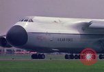 Standbild Paris Air Show Paris Frankreich, 1971, aus Sekunde 41 historischem Filmmaterial Videoclip 65675041823