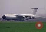 Standbild Paris Air Show Paris Frankreich, 1971, aus Sekunde 48 historischem Filmmaterial Videoclip 65675041823