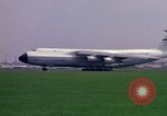 Standbild Paris Air Show Paris Frankreich, 1971, aus Sekunde 62 historischem Filmmaterial Videoclip 65675041823