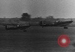 Standbild Identifizierung von Spitfire Flugzeuge United States USA, 1941, aus Sekunde 39 historischem Filmmaterial Videoclip 65675041838