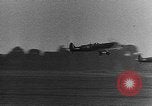 Standbild Identifizierung von Spitfire Flugzeuge United States USA, 1941, aus Sekunde 42 historischem Filmmaterial Videoclip 65675041838