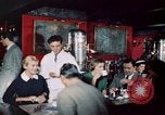 Immagine di New York City teatri e cibo New York City USA, 1956, secondo 20 filmato di repertorio 65675041847