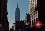 Standbild italienisches Essen und Moden in New York New York City USA, 1956, aus Sekunde 20 historischem Filmmaterial Videoclip 65675041848