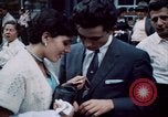 Immagine di Il cibo italiano New York City USA, 1956, secondo 7 filmato di repertorio 65675041849