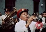Immagine di Il cibo italiano New York City USA, 1956, secondo 16 filmato di repertorio 65675041849