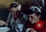 Immagine di Il cibo italiano New York City USA, 1956, secondo 56 filmato di repertorio 65675041849