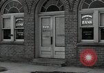 Immagine di Gli agricoltori Bank North Carolina United States USA, 1934, secondo 62 filmato di repertorio 65675041856