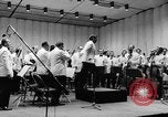Image Leonard Bernstein Brooklyn New York City USA, 1966, de la seconde 39 séquences d'archives historiques vidéo 65675041869