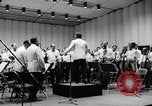 Image Leonard Bernstein Brooklyn New York City USA, 1966, de la seconde 41 séquences d'archives historiques vidéo 65675041869