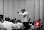 Image Leonard Bernstein Brooklyn New York City USA, 1966, de la seconde 59 séquences d'archives historiques vidéo 65675041869