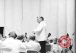 Image Leonard Bernstein Brooklyn New York City USA, 1966, de la seconde 61 séquences d'archives historiques vidéo 65675041869