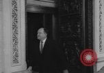Standbild Civil Rights Act kurz vor der Passage Washington DC USA, 1964, aus Sekunde 28 historischem Filmmaterial Videoclip 65675041871