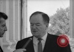 Standbild Civil Rights Act kurz vor der Passage Washington DC USA, 1964, aus Sekunde 48 historischem Filmmaterial Videoclip 65675041871