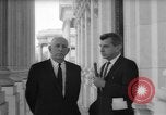Standbild Civil Rights Act kurz vor der Passage Washington DC USA, 1964, aus Sekunde 56 historischem Filmmaterial Videoclip 65675041871