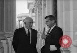 Standbild Civil Rights Act kurz vor der Passage Washington DC USA, 1964, aus Sekunde 60 historischem Filmmaterial Videoclip 65675041871