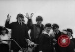 Image Beatles Veilinghal Op hoop van zegen Blokker Pays-Bas, 1964, de la seconde 16 séquences d'archives historiques vidéo 65675041872