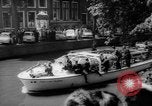 Image Beatles Veilinghal Op hoop van zegen Blokker Pays-Bas, 1964, de la seconde 31 séquences d'archives historiques vidéo 65675041872