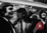 Image Beatles Veilinghal Op hoop van zegen Blokker Pays-Bas, 1964, de la seconde 35 séquences d'archives historiques vidéo 65675041872