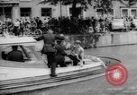 Image Beatles Veilinghal Op hoop van zegen Blokker Pays-Bas, 1964, de la seconde 53 séquences d'archives historiques vidéo 65675041872