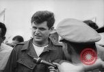 Image Edward Kennedy le Vietnam du Sud, 1965, de la seconde 33 séquences d'archives historiques vidéo 65675041873